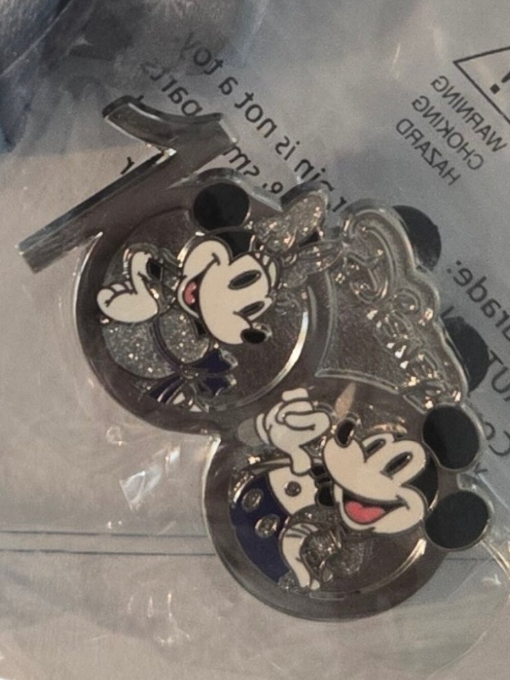 Disneyland 100th Anniversary lanyard and pin set NEW AND SEALED - Picture 4 of 9